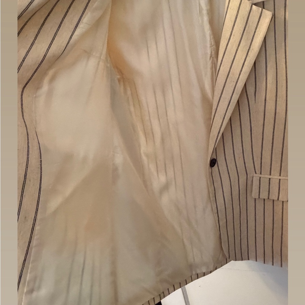 Zara Cream Blazer and Trousers with Black Pinstripes - Picture 4 of 9